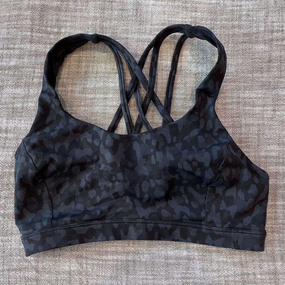 Lululemon free to be serene bra